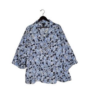 Maggie Barnes Women's Short Sleeves Button-Up Blouse with Necklace  Size 5X